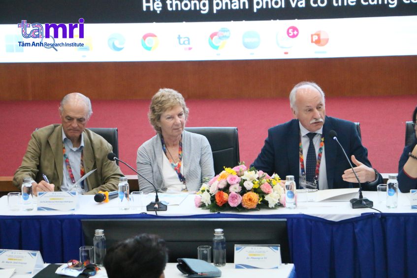 Hội thảo thu hút nhiều chuyên gia, bác sĩ quốc tế tham dự