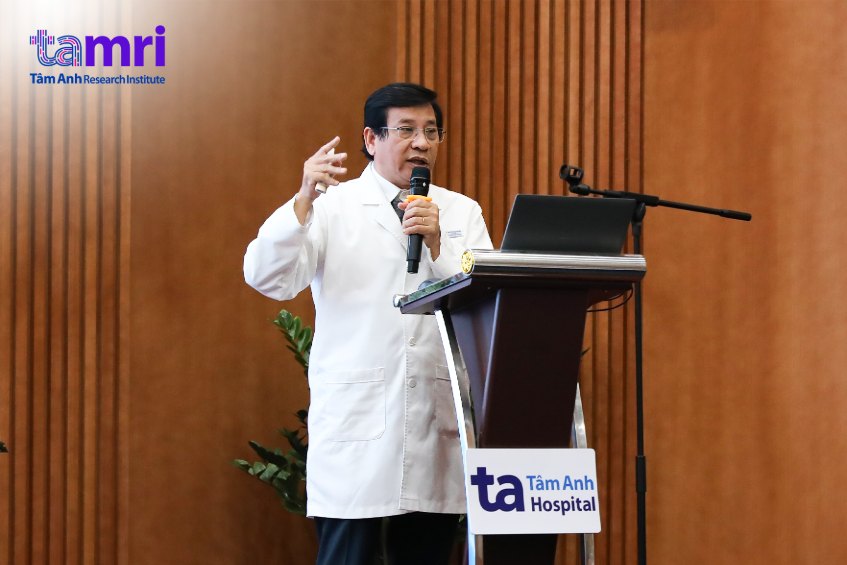 bác sĩ hoàng lo ngại về thừa cân béo phì