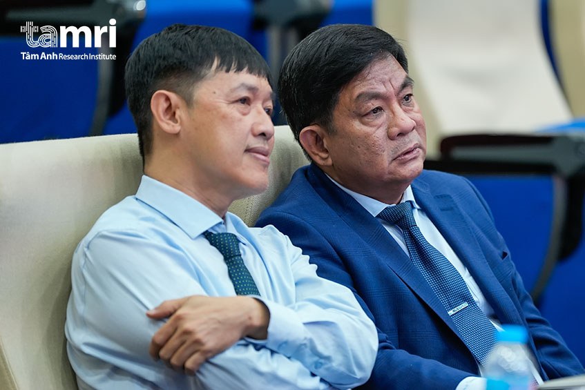 bác sĩ đỗ phước hùng và lê văn tuấn