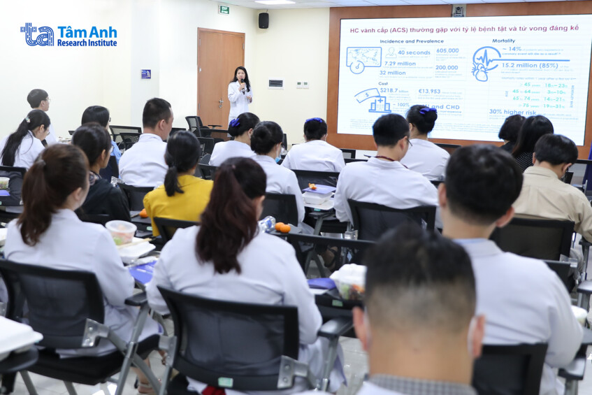 bác sĩ kiều trình bày phát đồ