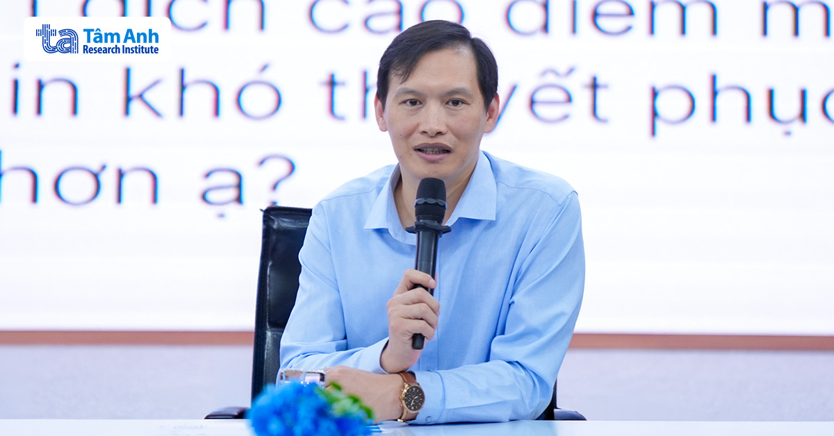 Dr. Nguyen Nhu Dien shared common situations, misconceptions, and hesitation among the public regarding DHF fever and DHF vaccination, noting that these are mainly due to an incomplete understanding of disease risk, vaccine effectiveness, and safety