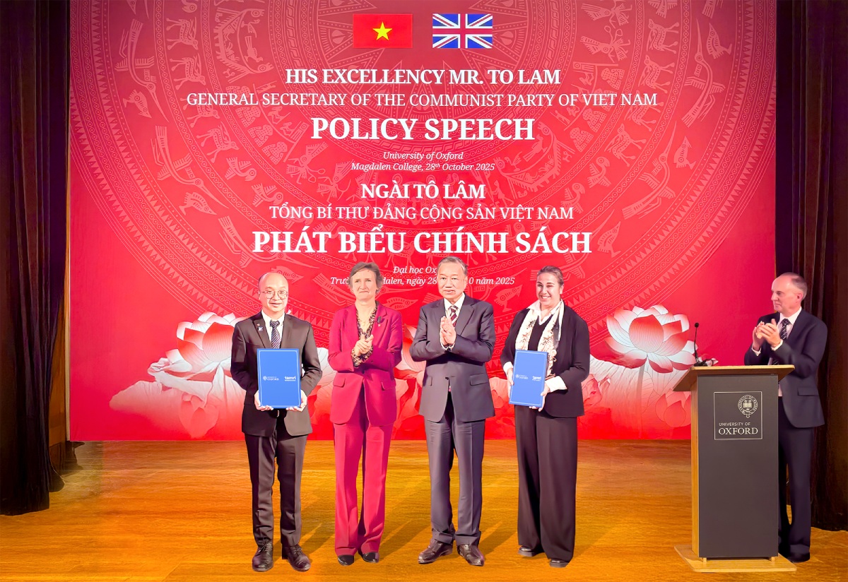 The announcement also reflects a broader strategy to advance large-scale cooperation between Vietnam and the United Kingdom across science, technology, and education, a continuation of the high-level collaborative direction outlined by General Secretary To Lam during his visit to Oxford, where he witnessed the signing of the collaboration agreement between the Tam Anh Research Institute and the University of Oxford on 28 October 2025.