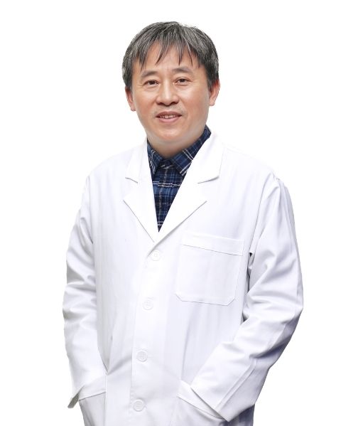 TS.BS Hoàng Kim Ước K26